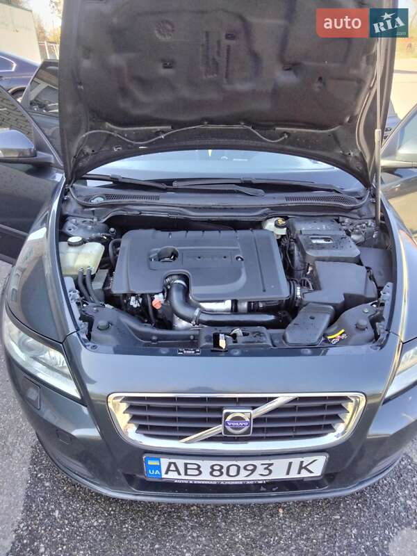 Універсал Volvo V50 2010 в Вінниці