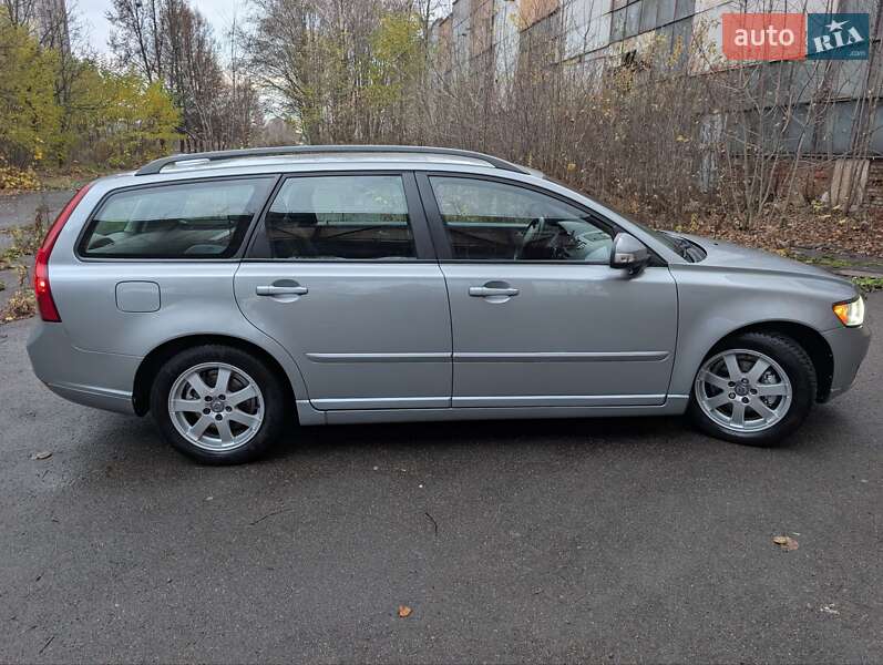 Универсал Volvo V50 2010 в Ровно фото 6 Универсал Volvo V50 2010 в Ровно