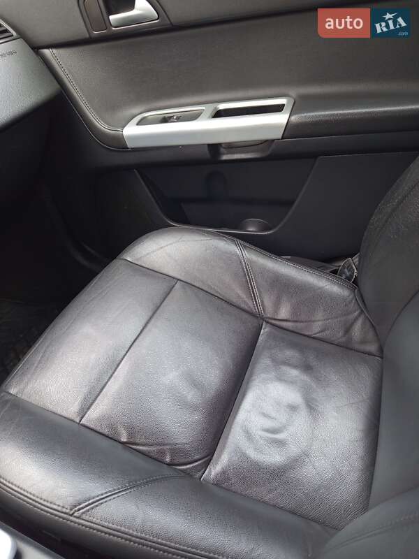 Универсал Volvo V50 2012 в Турке фото 10 Универсал Volvo V50 2012 в Турке