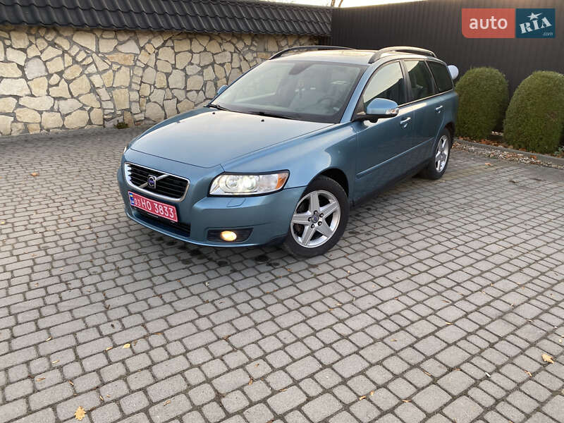 Универсал Volvo V50 2010 в Львове фото Универсал Volvo V50 2010 в Львове
