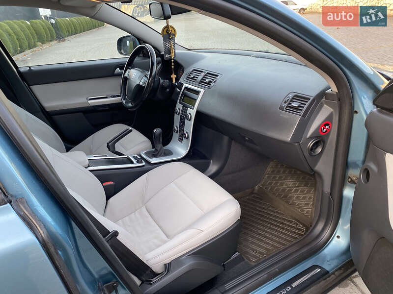 Универсал Volvo V50 2010 в Львове фото 21 Универсал Volvo V50 2010 в Львове