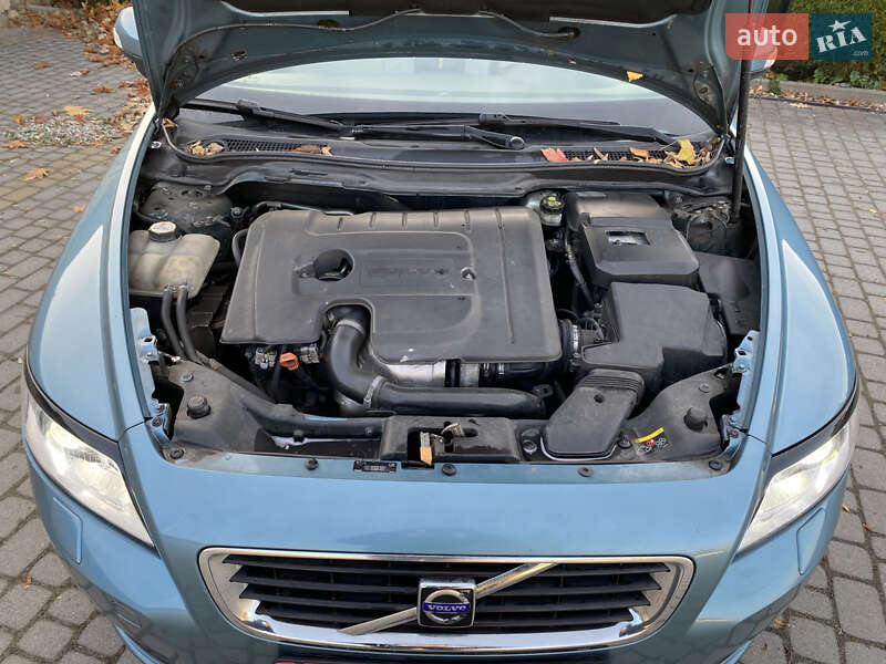 Универсал Volvo V50 2010 в Львове фото 37 Универсал Volvo V50 2010 в Львове