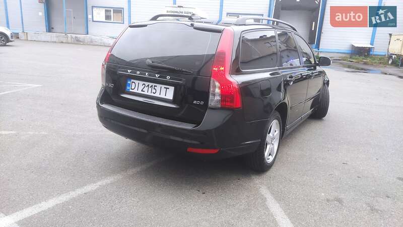 Универсал Volvo V50 2008 в Киеве
