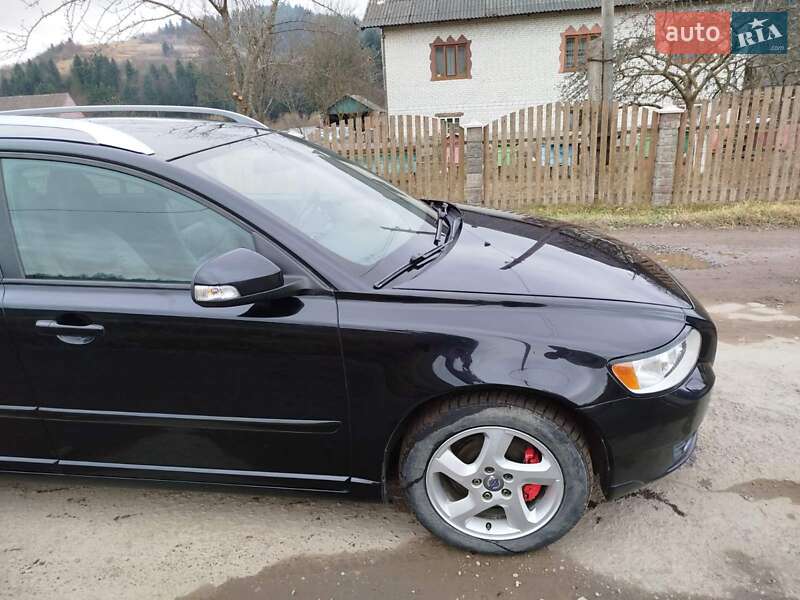 Универсал Volvo V50 2012 в Турке фото 41 Универсал Volvo V50 2012 в Турке
