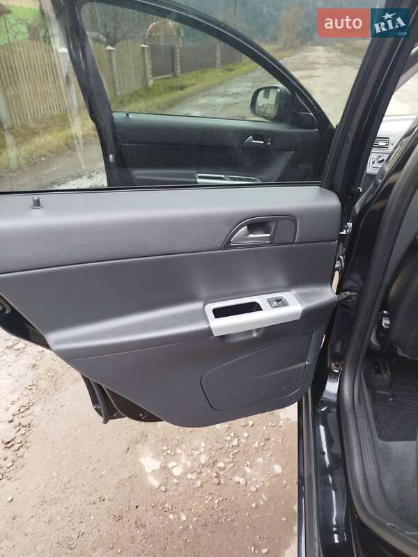 Универсал Volvo V50 2012 в Турке фото 58 Универсал Volvo V50 2012 в Турке