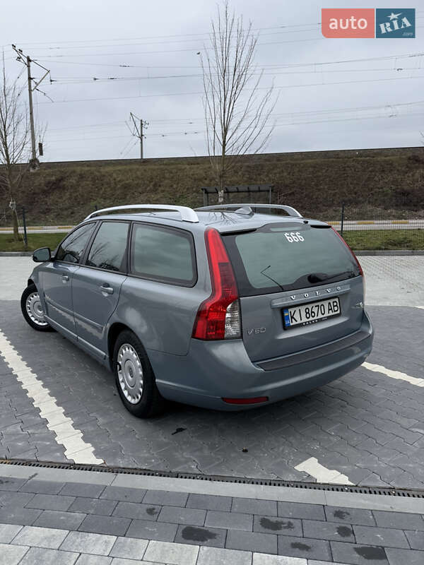Універсал Volvo V50 2011 в Києві