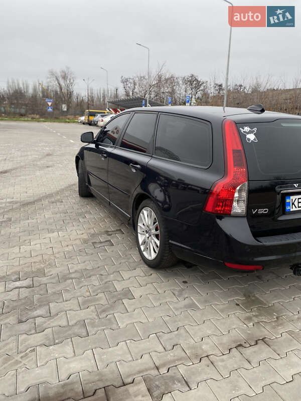 Универсал Volvo V50 2011 в Кривом Роге