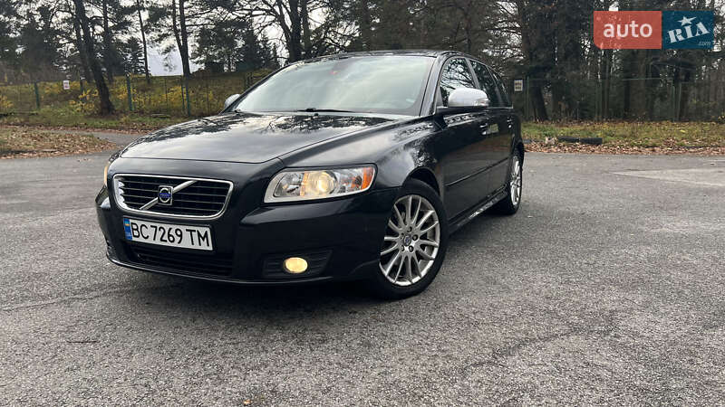 Volvo V50 2009