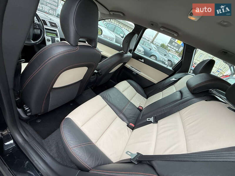 Универсал Volvo V50 2011 в Стрые фото 55 Универсал Volvo V50 2011 в Стрые