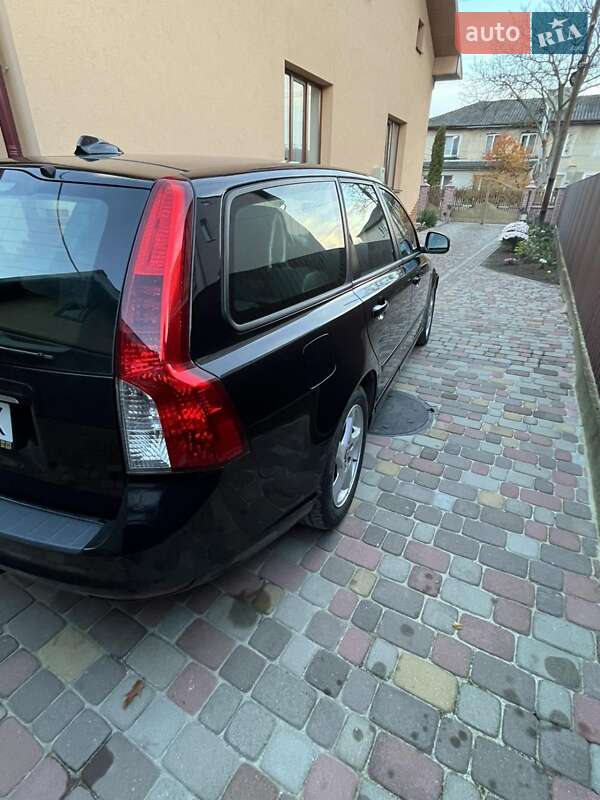 Универсал Volvo V50 2011 в Ивано-Франковске
