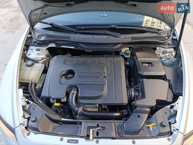 Універсал Volvo V50 2009 в Хмельницькому