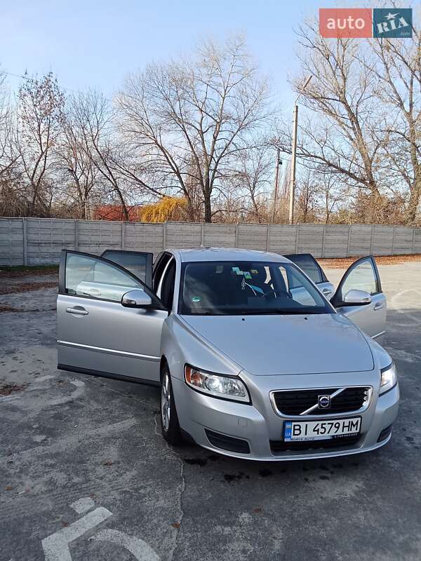 Универсал Volvo V50 2009 в Кременчуге