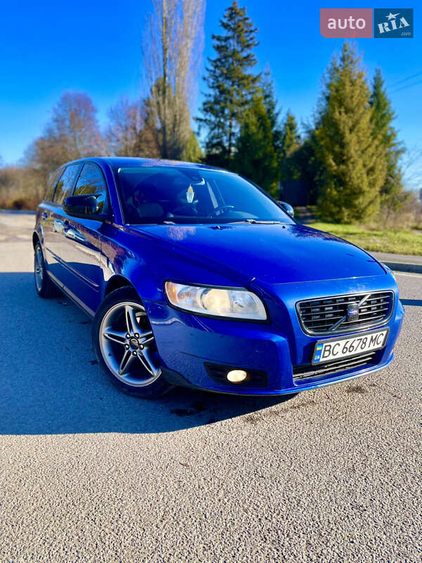Volvo V50 2009