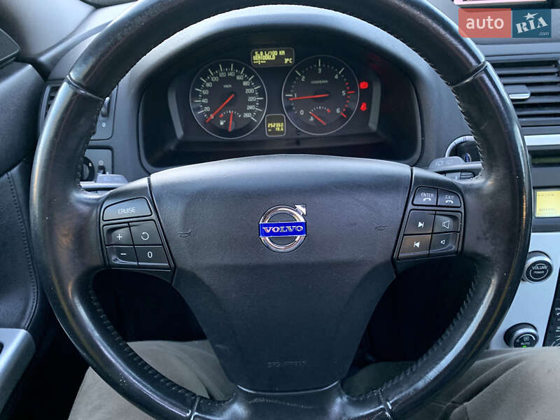 Универсал Volvo V50 2011 в Ровно