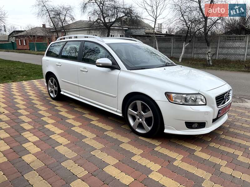Универсал Volvo V50 2012 в Нежине
