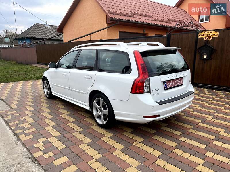 Универсал Volvo V50 2012 в Нежине