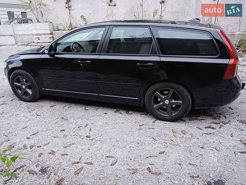 Универсал Volvo V50 2012 в Днепре