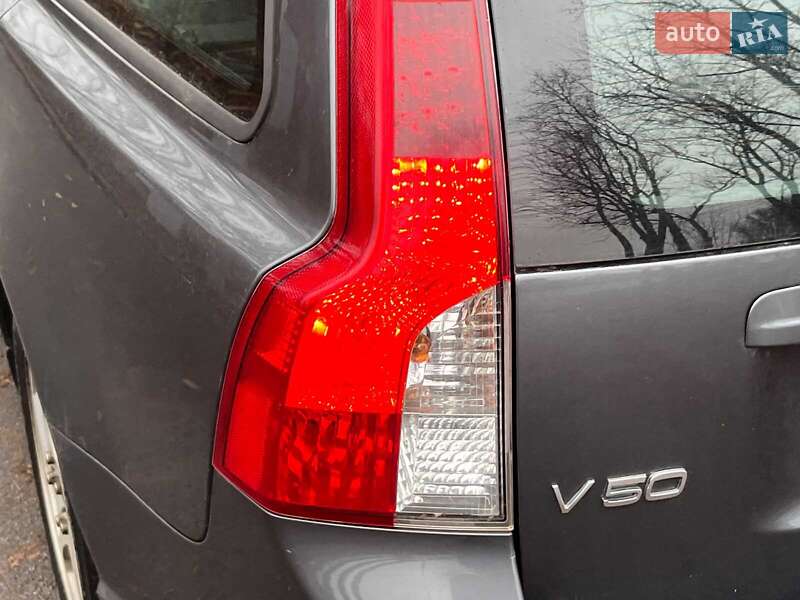 Універсал Volvo V50 2011 в Києві фото 12 Універсал Volvo V50 2011 в Києві