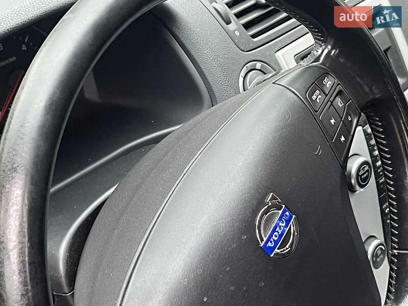 Універсал Volvo V50 2011 в Києві фото 21 Універсал Volvo V50 2011 в Києві