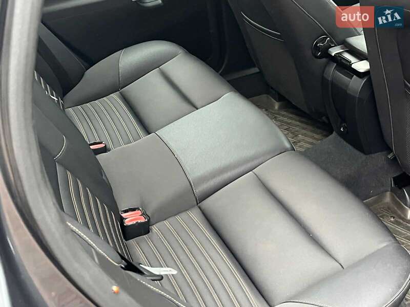 Універсал Volvo V50 2011 в Києві фото 30 Універсал Volvo V50 2011 в Києві