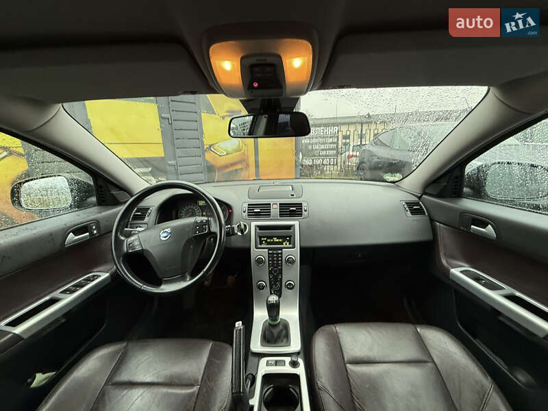 Универсал Volvo V50 2010 в Стрые фото 3 Универсал Volvo V50 2010 в Стрые