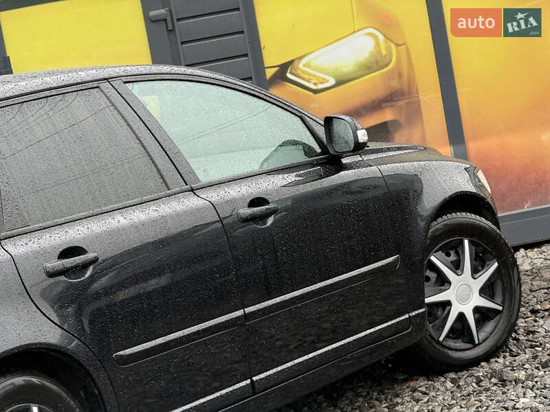 Универсал Volvo V50 2010 в Стрые фото 15 Универсал Volvo V50 2010 в Стрые