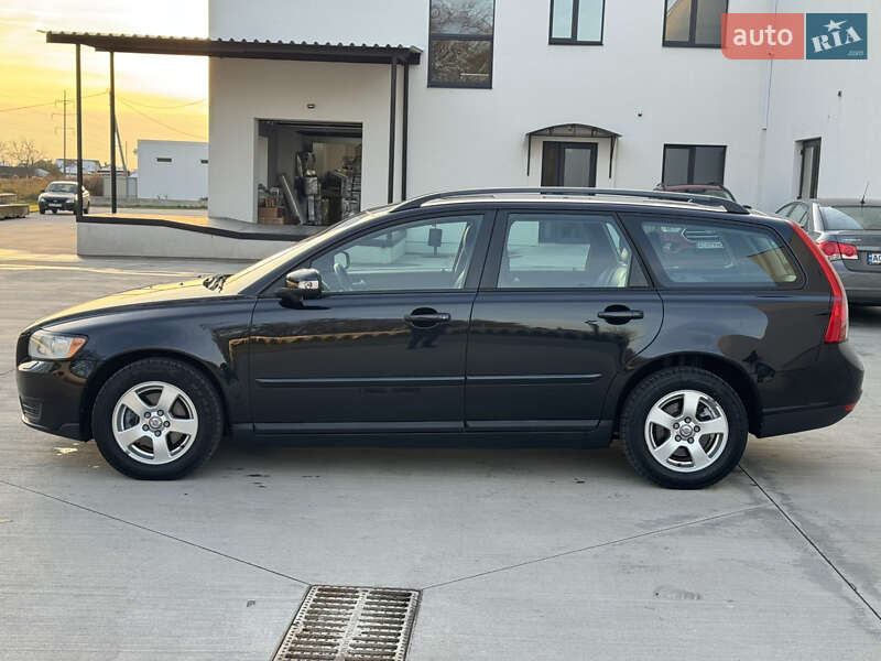 Універсал Volvo V50 2008 в Луцьку