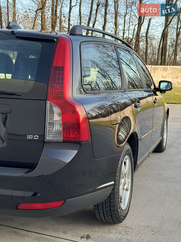 Універсал Volvo V50 2008 в Луцьку