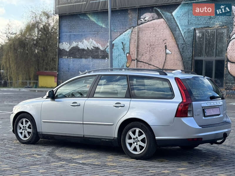 Універсал Volvo V50 2010 в Луцьку