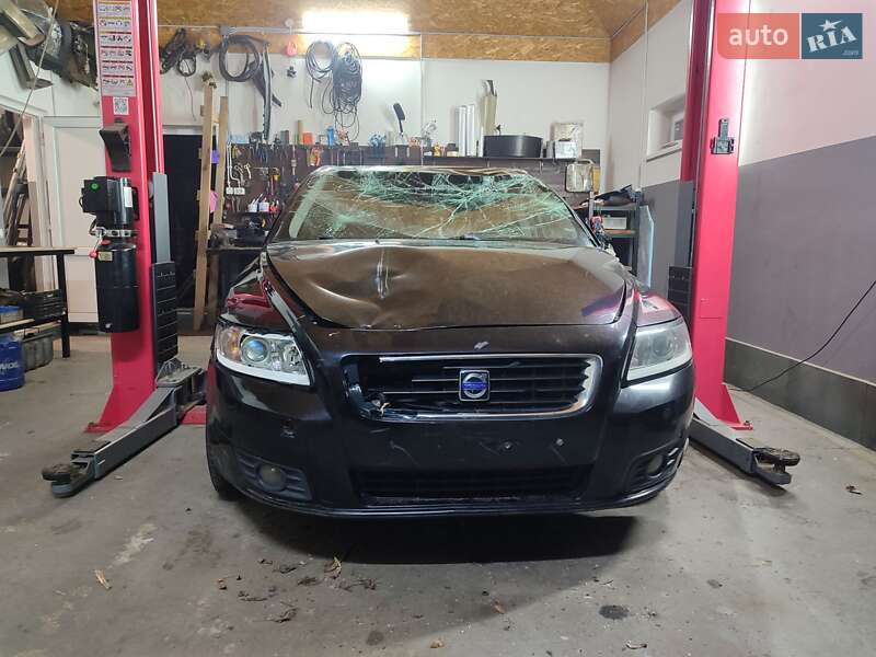 Універсал Volvo V50 2009 в Ратному