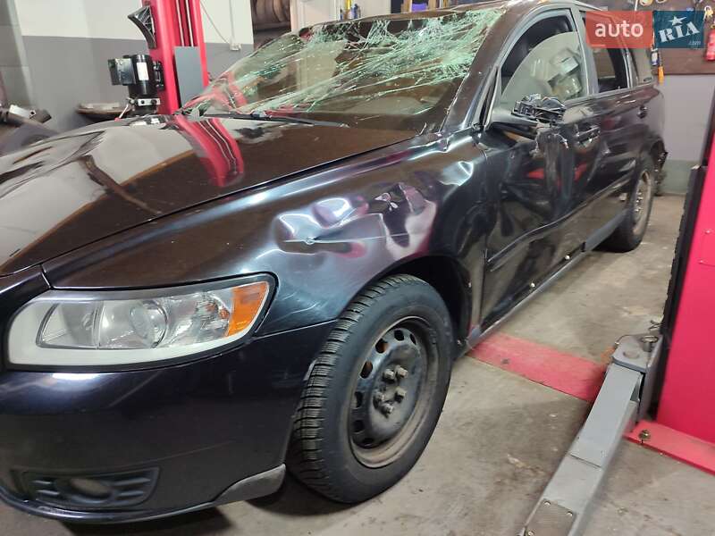 Універсал Volvo V50 2009 в Ратному