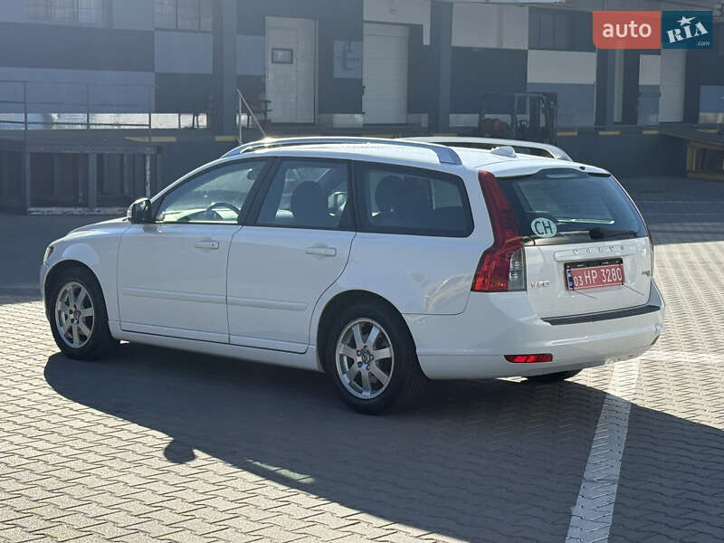 Универсал Volvo V50 2012 в Ровно