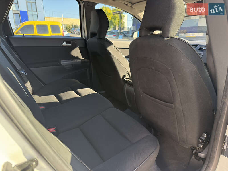 Универсал Volvo V50 2012 в Ровно