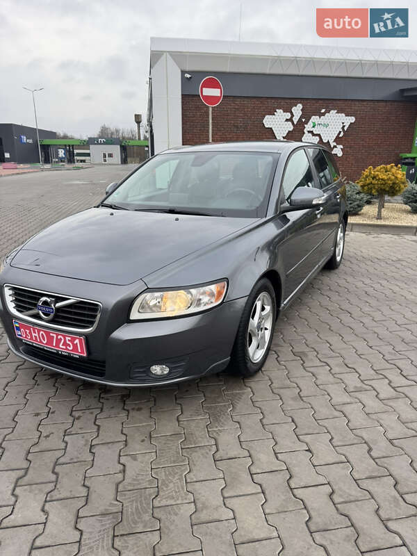 Volvo V50 2012