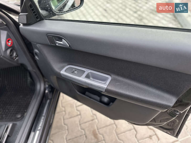 Универсал Volvo V50 2011 в Стрые