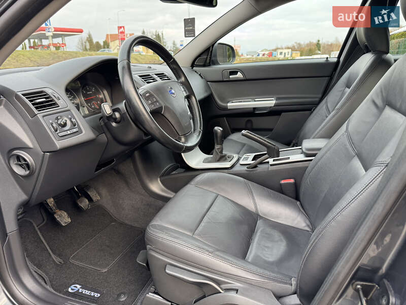 Универсал Volvo V50 2012 в Стрые фото 43 Универсал Volvo V50 2012 в Стрые