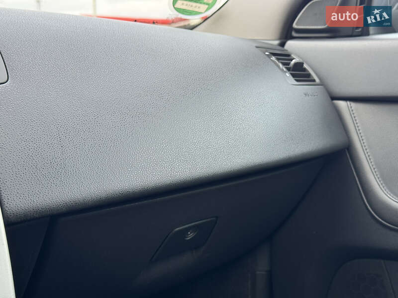 Универсал Volvo V50 2012 в Стрые фото 67 Универсал Volvo V50 2012 в Стрые