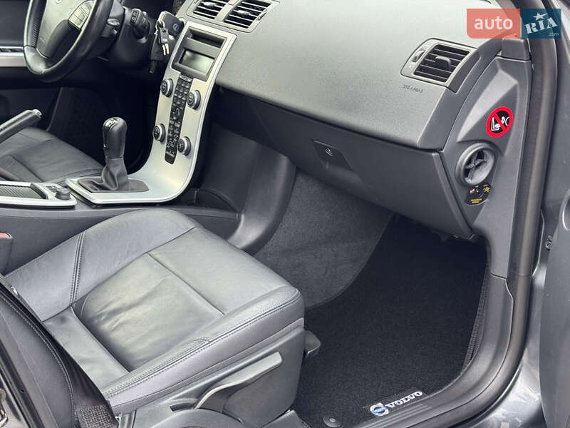 Универсал Volvo V50 2012 в Стрые фото 92 Универсал Volvo V50 2012 в Стрые