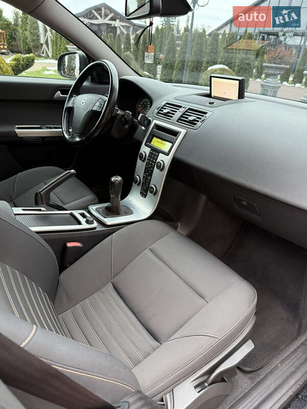 Универсал Volvo V50 2010 в Стрые