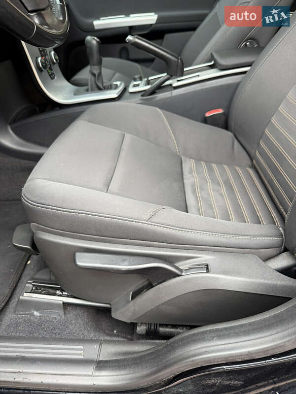 Универсал Volvo V50 2010 в Стрые