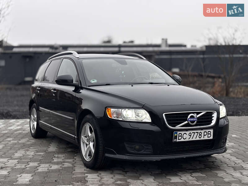 Volvo V50 2010