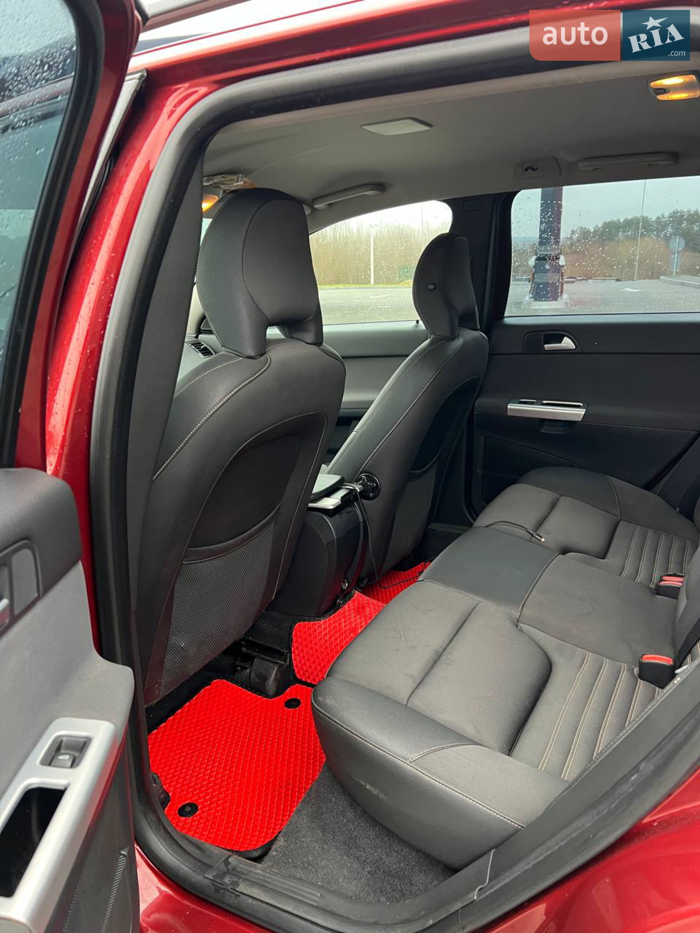 2011 Volvo V50 - мініатюра 6