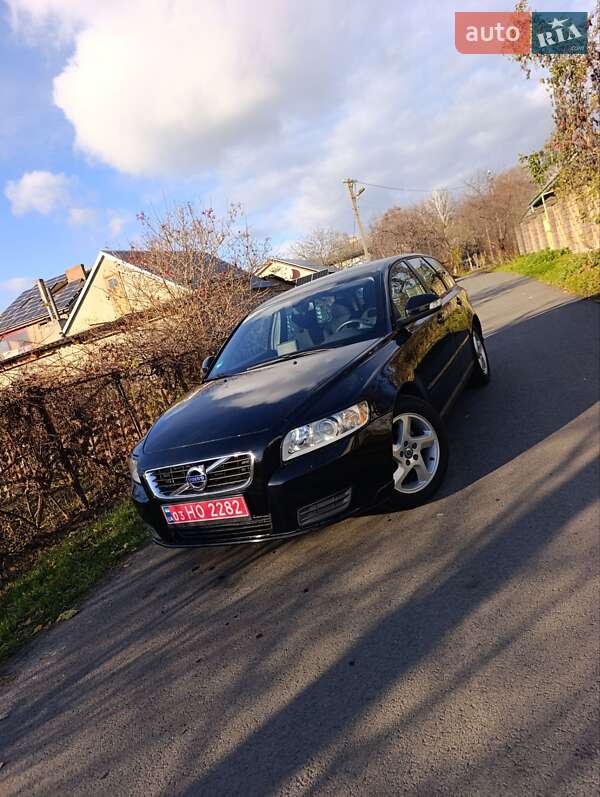 Универсал Volvo V50 2011 в Луцке