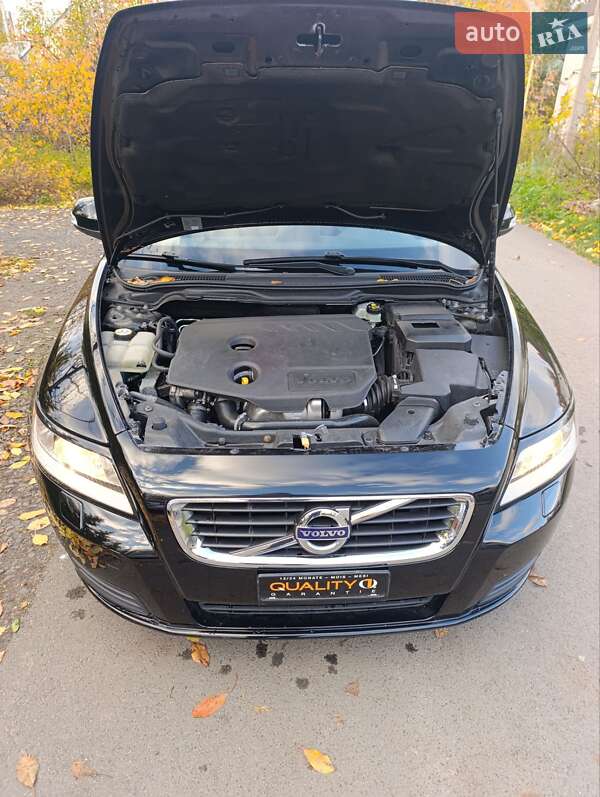 Универсал Volvo V50 2011 в Луцке