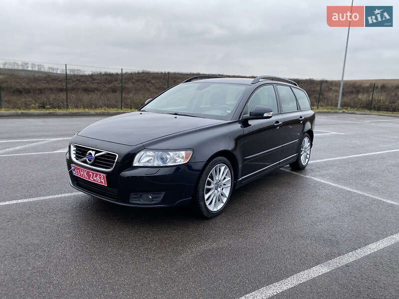 Универсал Volvo V50 2010 в Ровно