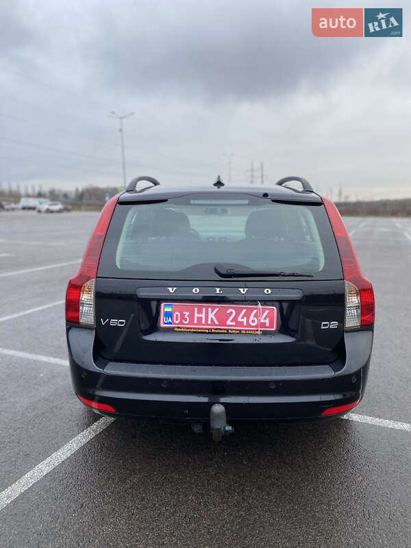 Универсал Volvo V50 2010 в Ровно