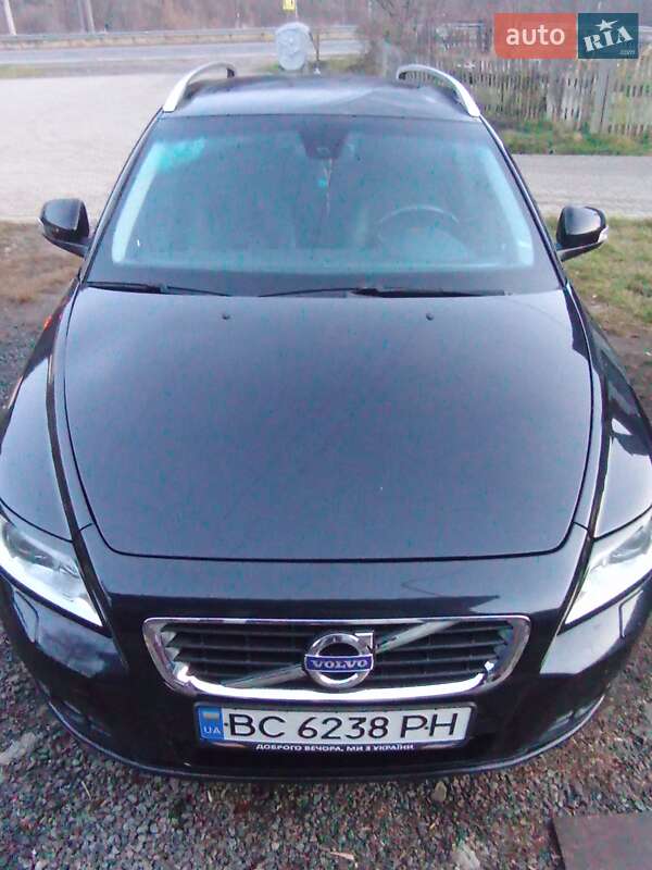Volvo V50 2012
