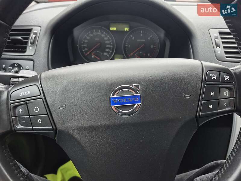 Универсал Volvo V50 2012 в Ровно фото 16 Универсал Volvo V50 2012 в Ровно