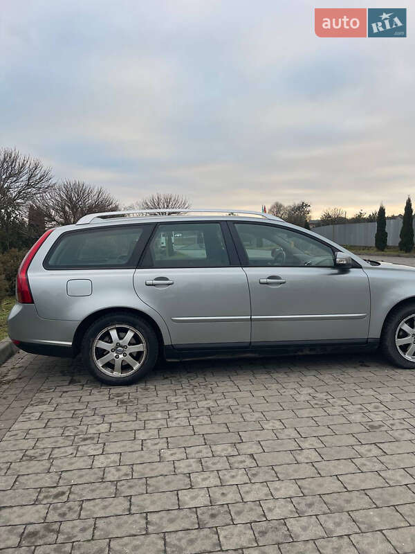 Универсал Volvo V50 2008 в Львове