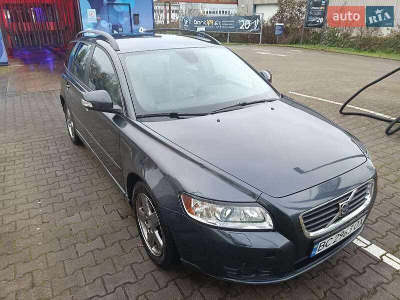 Volvo V50 2010 Volvo V50 2010